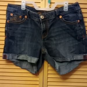Distressed jean shorts
